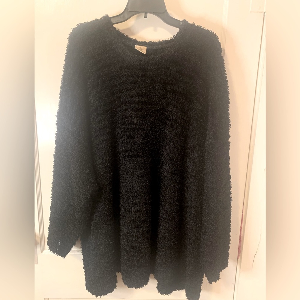 Eyelash Chenille black sweater 5X (says 2X)